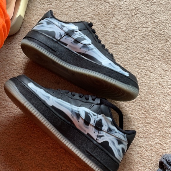 Nike Skeleton Air Force One 6Youth/Mens - Picture 6 of 6